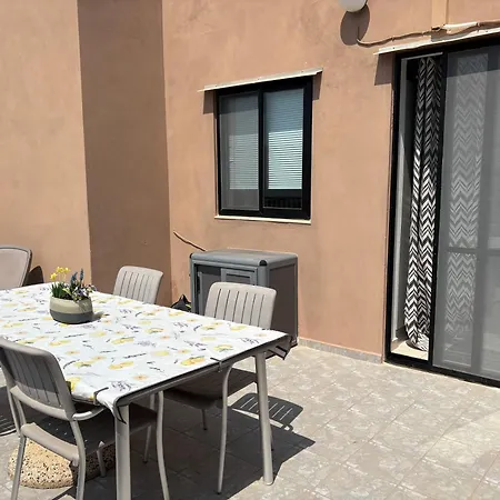 Sunny & Cosy 2 Bedroom Penthouse With Terraces *