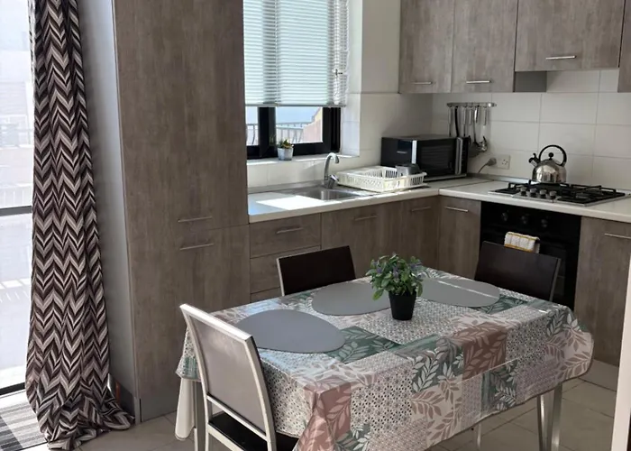 Appartamento Cosy 2 Bedroom Penthouse With Terraces & Seaview St. Paul's Bay