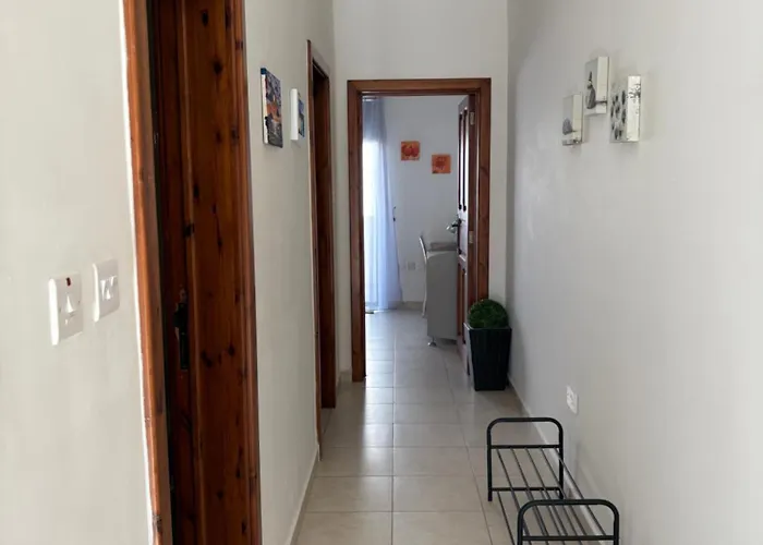 Appartamento Cosy 2 Bedroom Penthouse With Terraces & Seaview